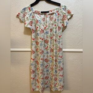Zara 100% Silk Cream Floral Dress with Ruffled Flutter Sleeves size XS